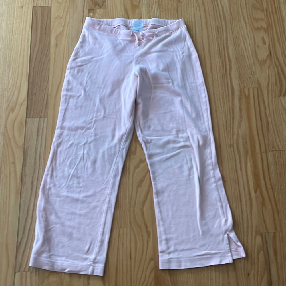 Lady footlocker, soft, crop pants, size small. I